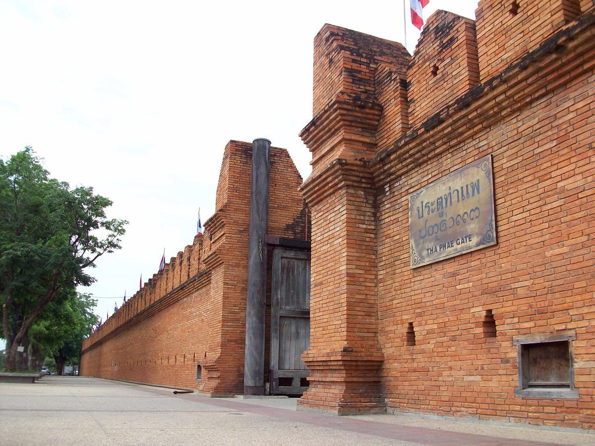 Old Town Place Chiang Mai Buitenkant foto
